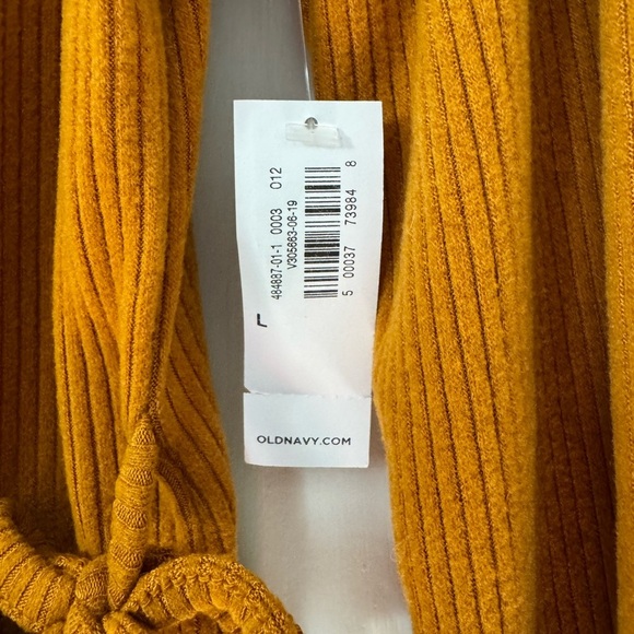 Old Navy Wrap-Front Rib-Knit Top - Picture 3 of 6